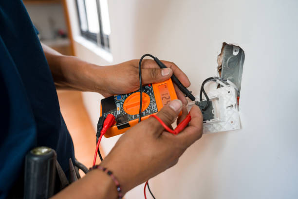 Best Affordable Emergency Electrician  in Decordova, TX